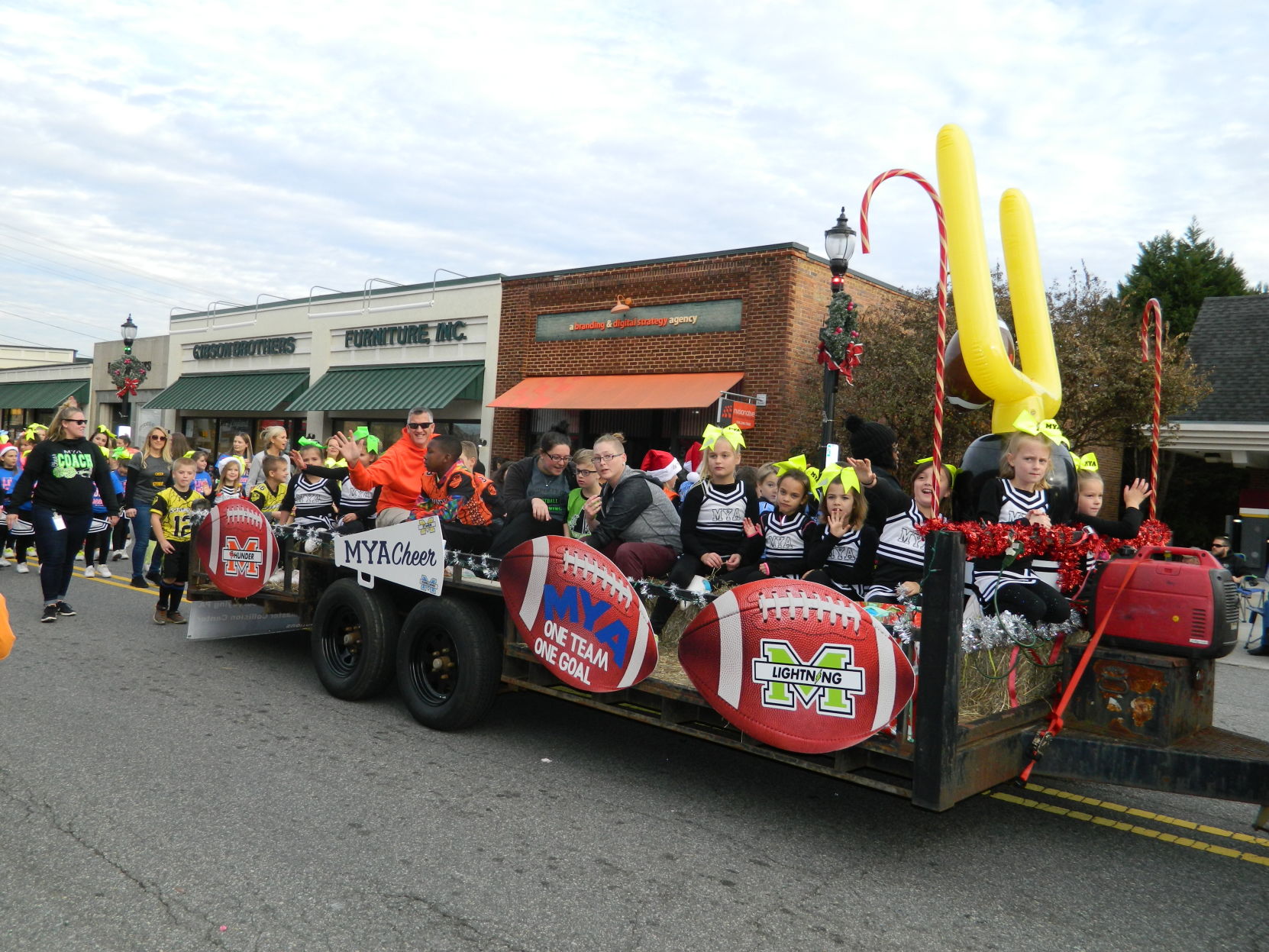 Mooresville Christmas Parade (283).JPG